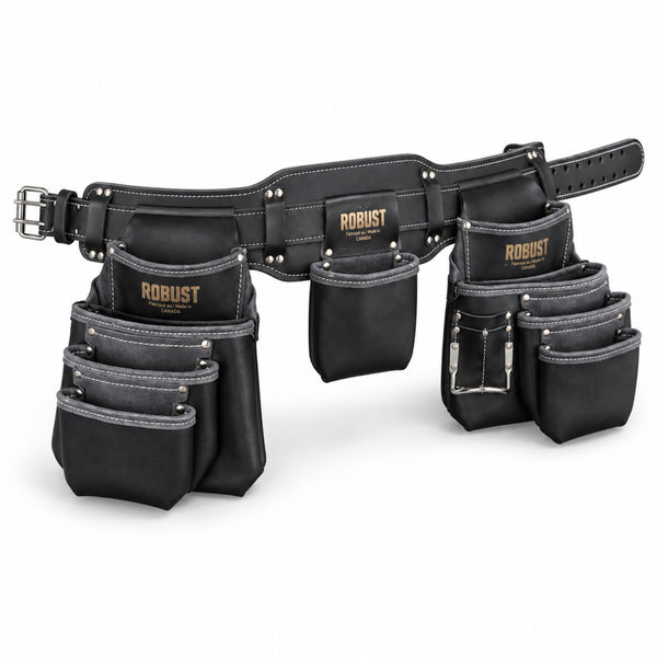 Vue 3/4 de la ceinture à outils ROBUST en cuir noir, porte-marteau en acier et surpiqûres grises, équipement de travail